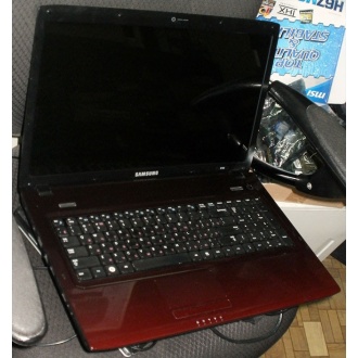 Ноутбук Samsung R780i (Intel Core i3 370M (2x2.4Ghz HT) /4096Mb DDR3 /320Gb /ATI Radeon HD5470 /17.3" TFT 1600x900) - Электросталь